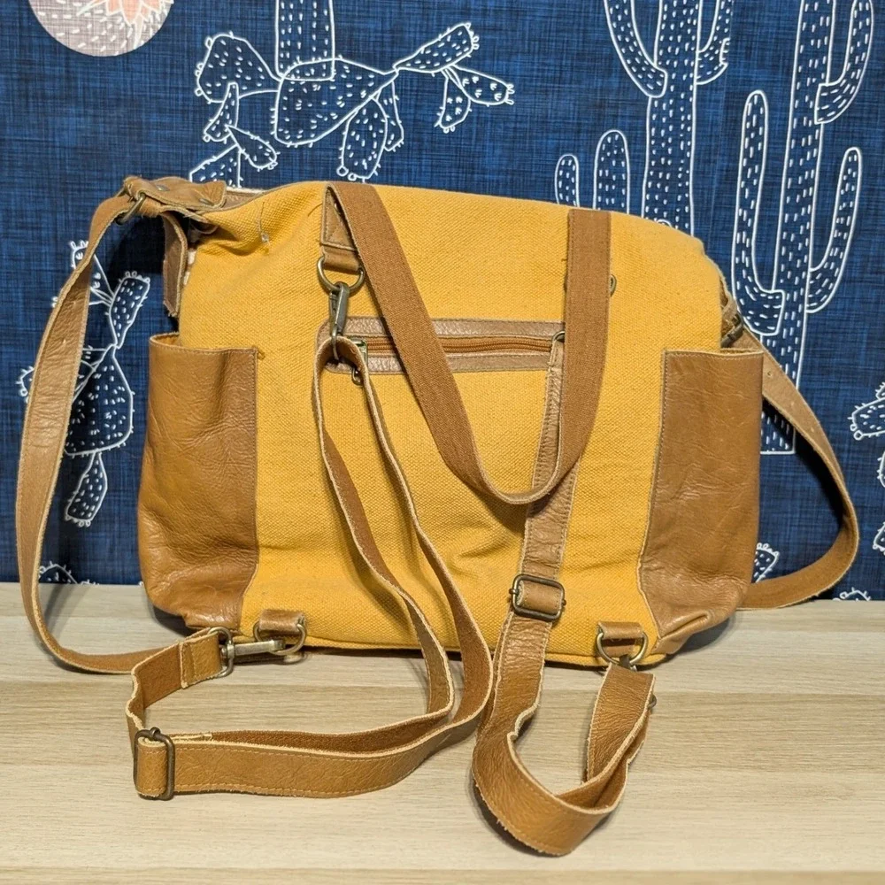 Stanley Street Leather The Alyssa Day To Day Crossbody Bag Multicolor